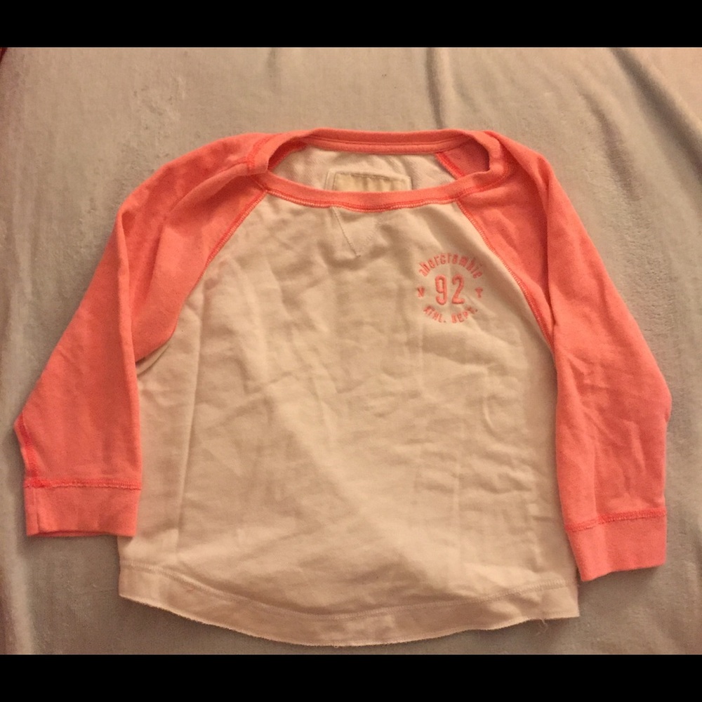 Mid-sleeve Abercrombie shirt